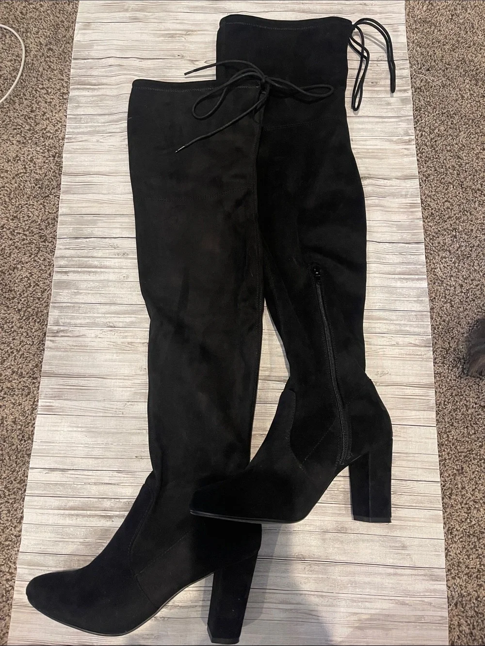 Chinese Laundry Brinna Suedette Boots in Black size 8